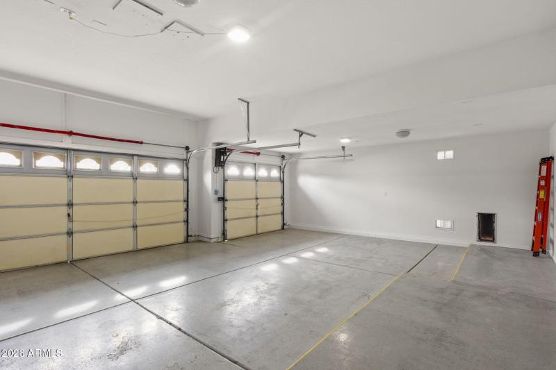 Oversized 3 Car Garage