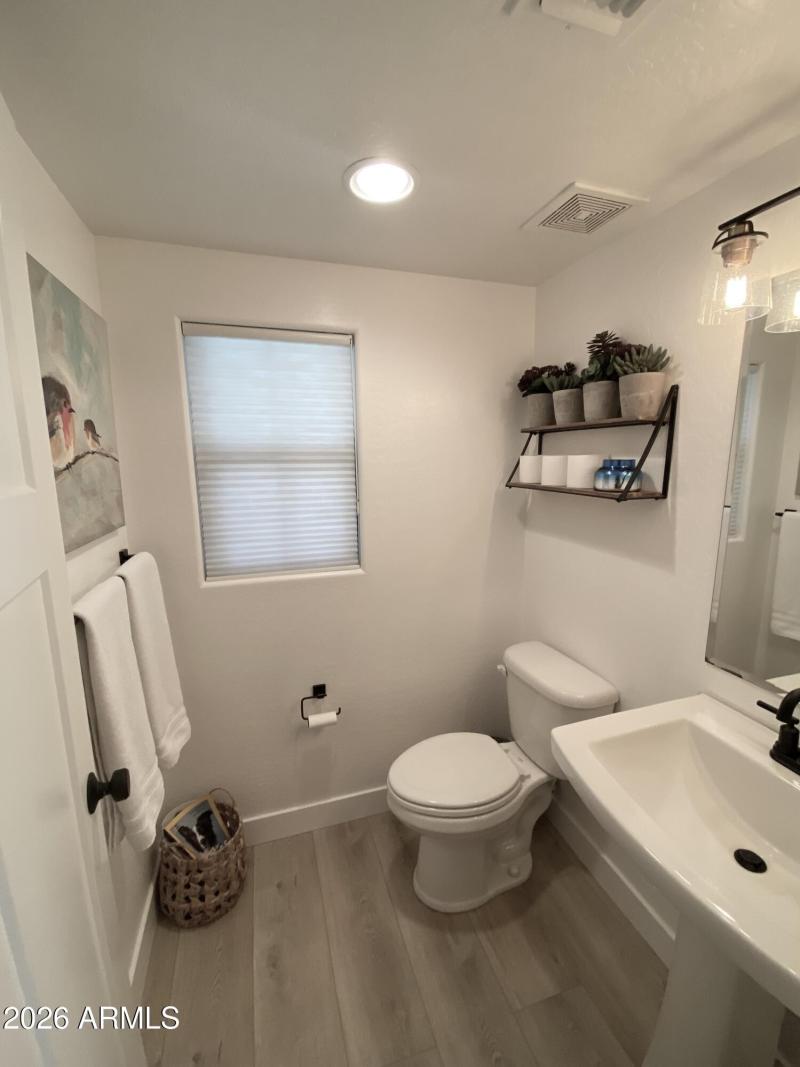 Powder Room_Half Bathroom