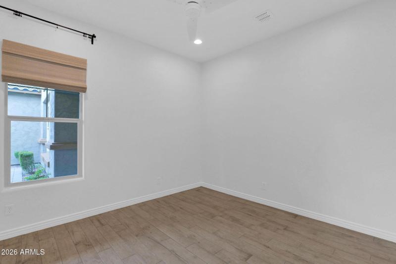 20-web-or-mls-P1459265