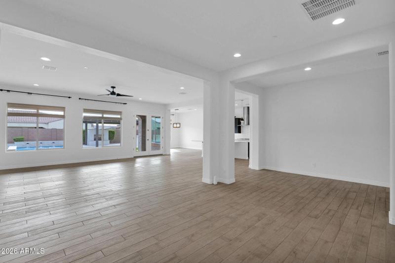 27-web-or-mls-P1459283