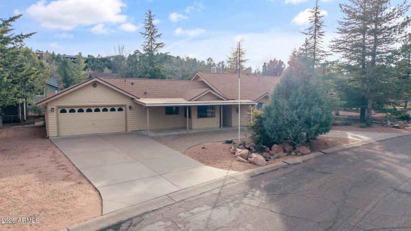 603 E Amarillo Cir front 4