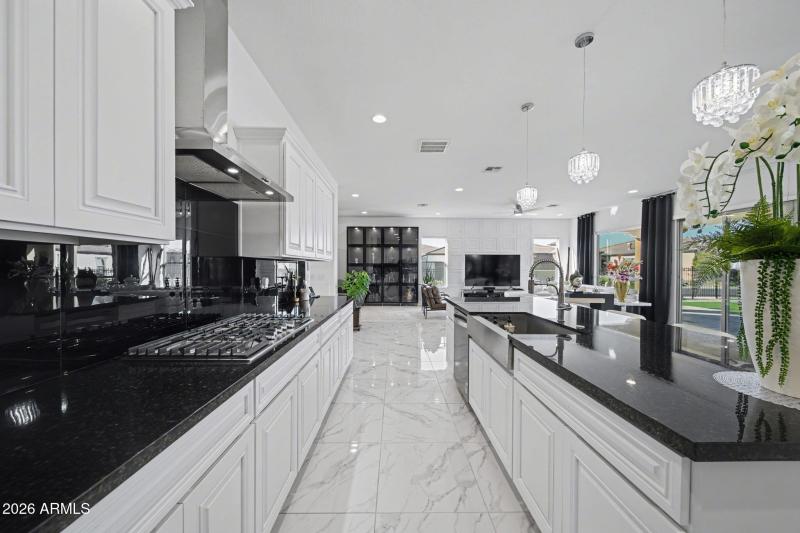 7-web-or-mls-Untitled-18