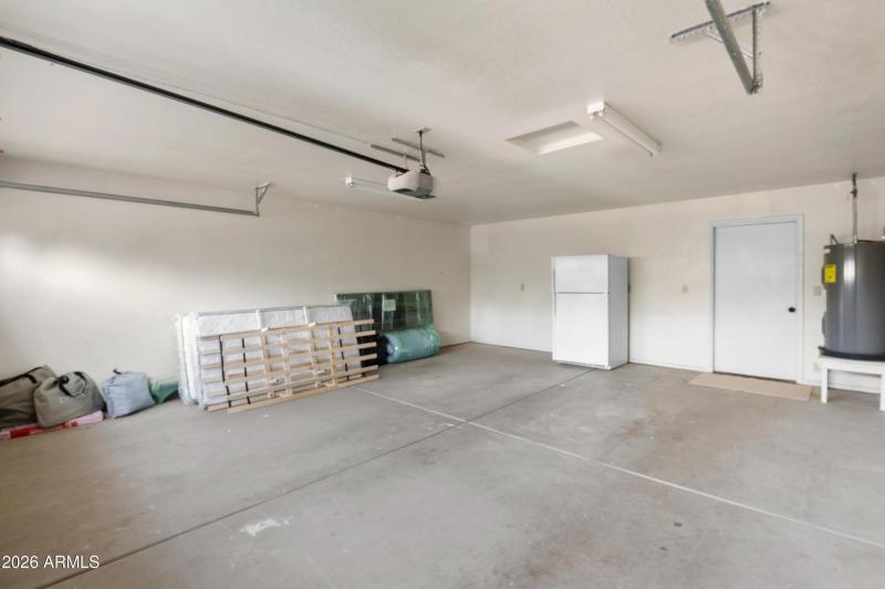 603 E Amarillo Cir garage interior