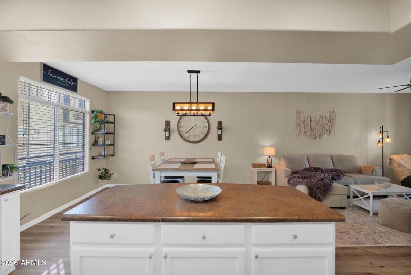 16-web-or-mls-P1448964