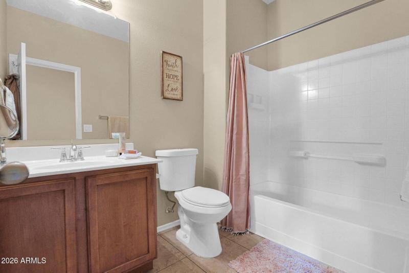 25-web-or-mls-P1448980