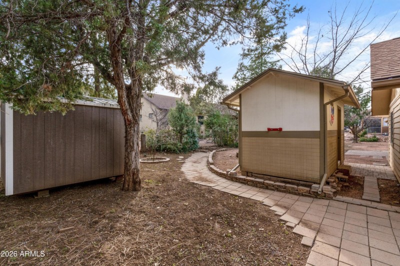 603 E Amarillo Cir storage x2