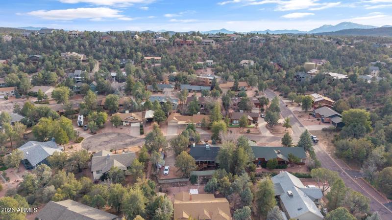 Neighborhood Golden Frontier 2