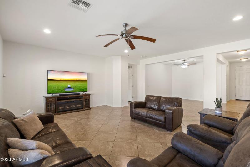 4-web-or-mls-_DSC0630