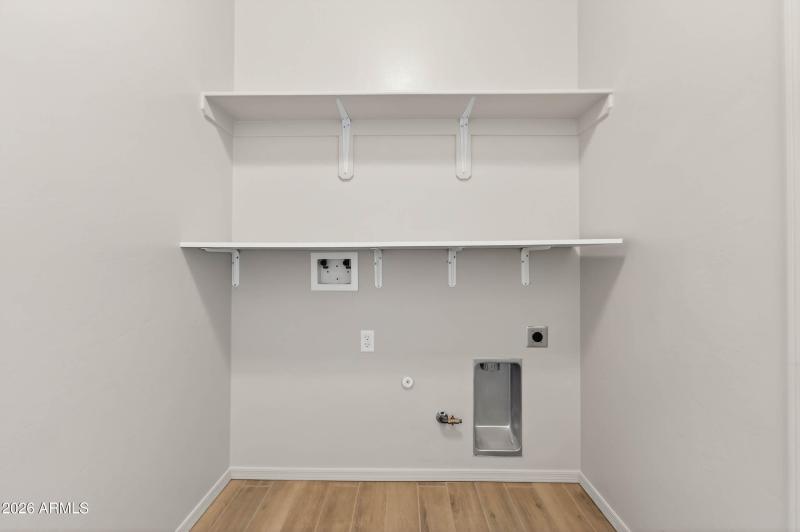 Interior - 6760 Vaquero Cir-22