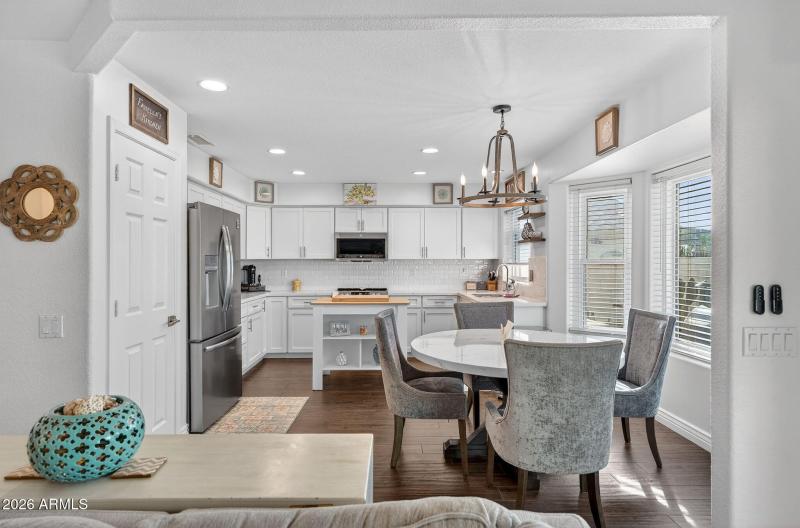 9-web-or-mls-42- E Desert Willow Rd