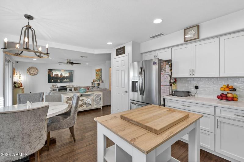 14-web-or-mls-46- E Desert Willow Rd