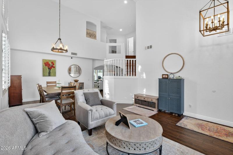 22-web-or-mls-30- E Desert Willow Rd