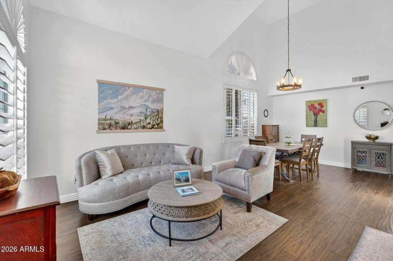 23-web-or-mls-29- E Desert Willow Rd