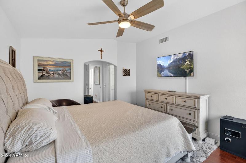 27-web-or-mls-52- E Desert Willow Rd