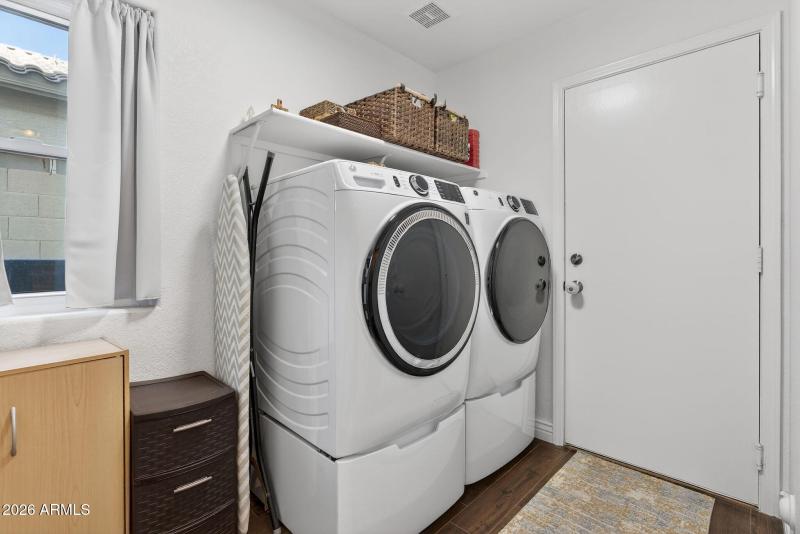 40-web-or-mls-36- E Desert Willow Rd