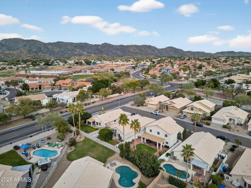 69-web-or-mls-21- E Desert Willow Rd