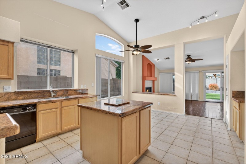 15-web-or-mls-43-N 110th Ave