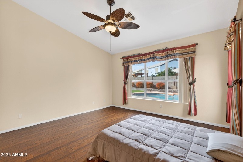 21-web-or-mls-31-N 110th Ave