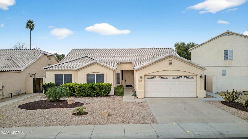 39-web-or-mls-01-N 110th Ave