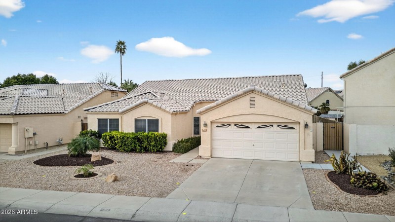 41-web-or-mls-03-N 110th Ave