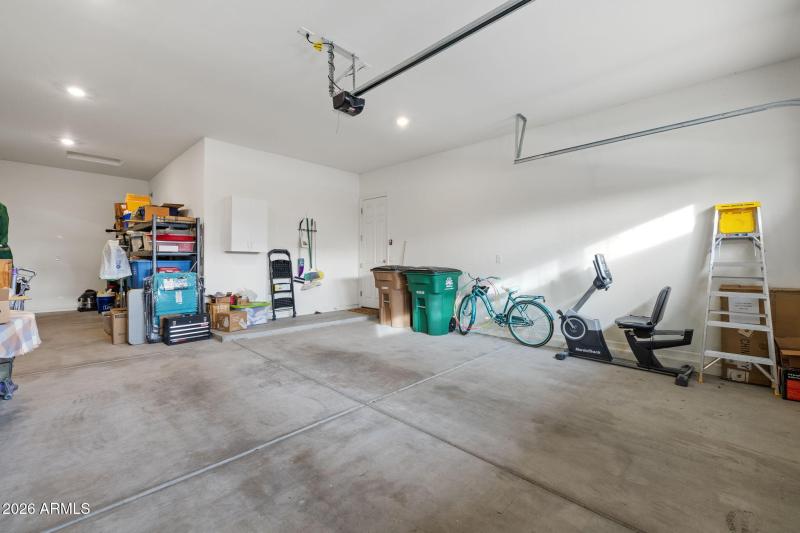 18502 W Desert Trumpet Rd Goodyear - 323