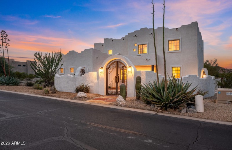 large-019be693-5e6a-737f-b17d-19874cdd61