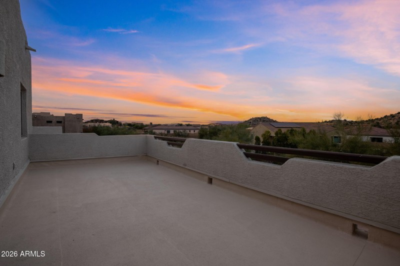 large-019be693-6983-73f9-b8a9-059810464e