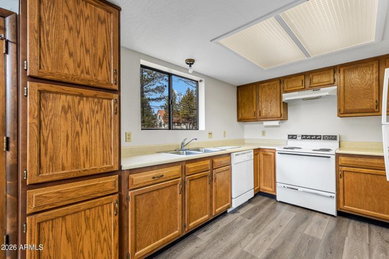 35 W Campfire Trl, Munds Park-24