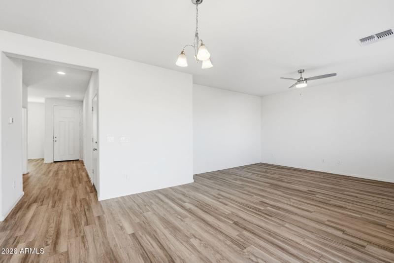 17572 W COUNTRY CLUB TER