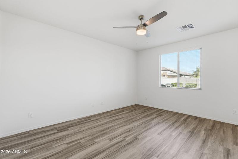 17572 W COUNTRY CLUB TER