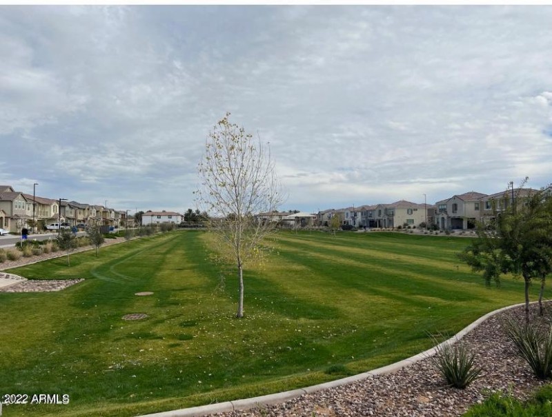 PHOTO-2022-04-15-22-29-51_2