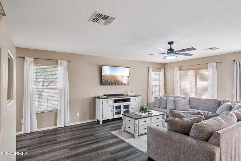 5-web-or-mls-N 224th Ave-S2201-005