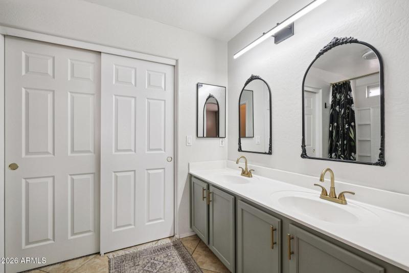 23-web-or-mls-N 224th Ave-S2201-023