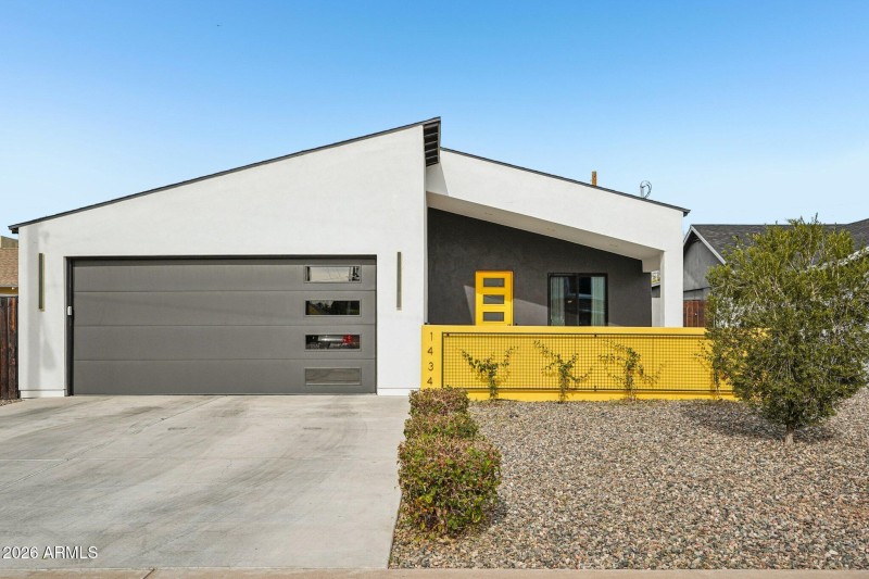 4-web-or-mls-E Weldon Ave-S2201-004