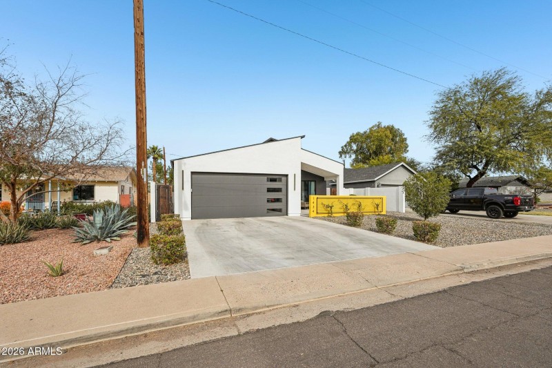 5-web-or-mls-E Weldon Ave-S2201-005