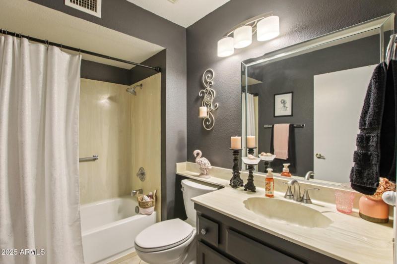 29-web-or-mls-W Meeker Blvd-S0909-029