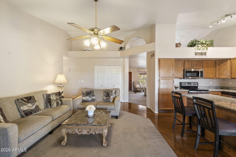 16-web-or-mls-_DSC0260