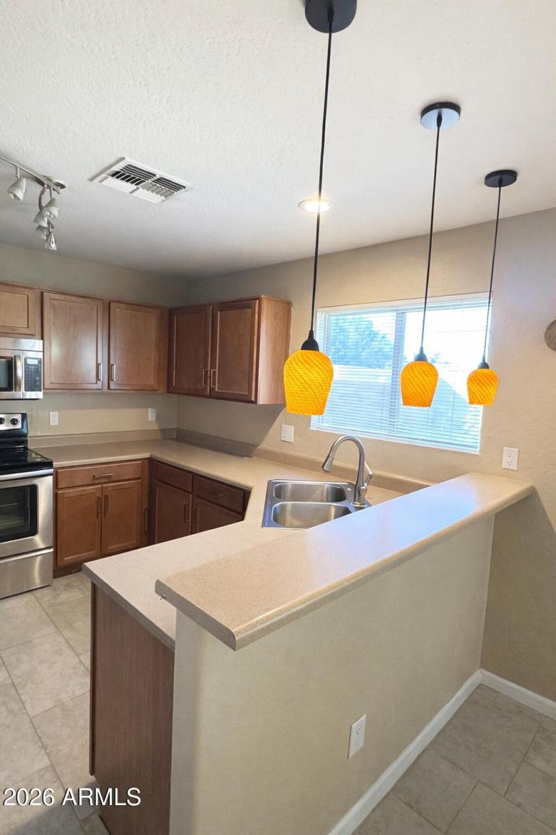 F26BDB14-BFDD-4EC6-990E-E6C04991DC05