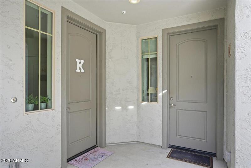 04-900 S Canal Dr 114_RedHogMedia