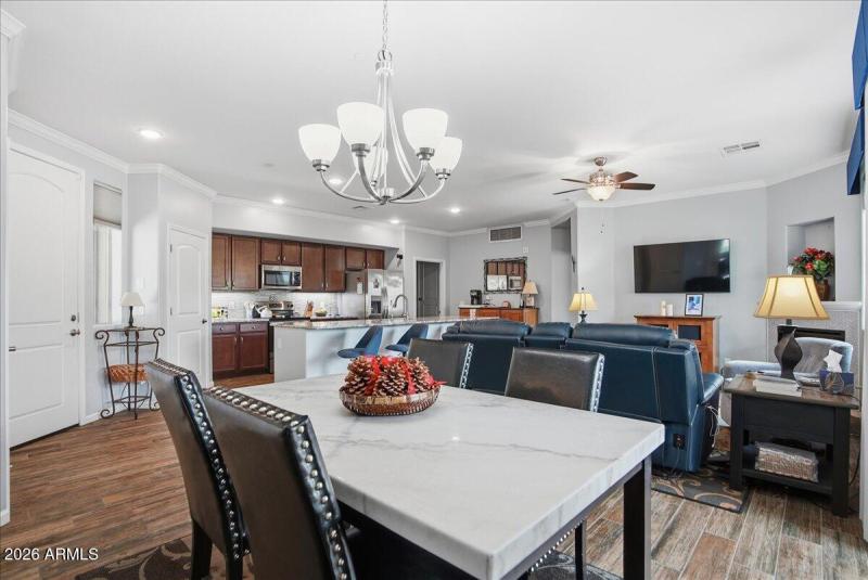 07-900 S Canal Dr 114_RedHogMedia