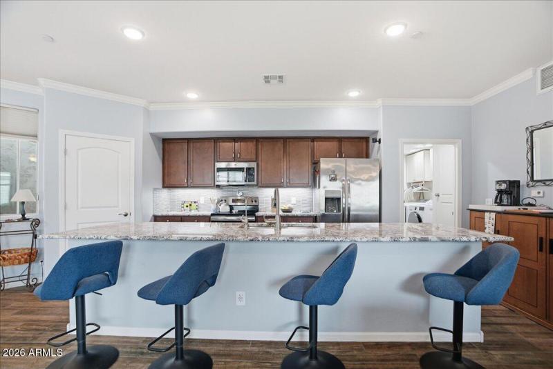 12-900 S Canal Dr 114_RedHogMedia