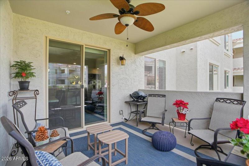 31-900 S Canal Dr 114_RedHogMedia