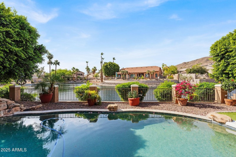 6-web-or-mls-DSC07663