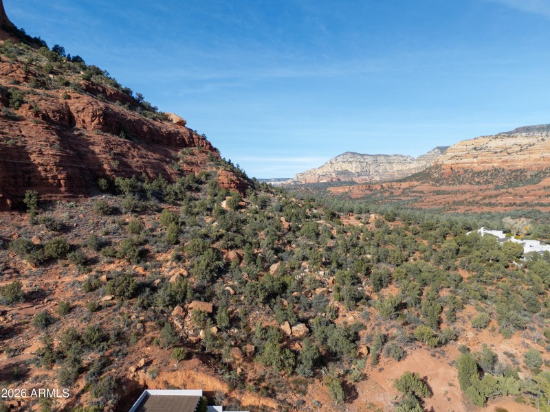 DJI_20251218143425_0026_D