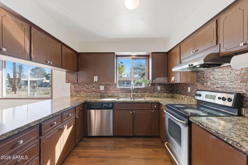 6-web-or-mls-DSC08098