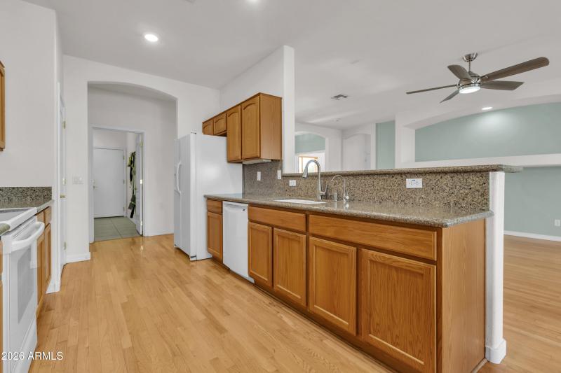 6754 S Four Peaks Way (25)