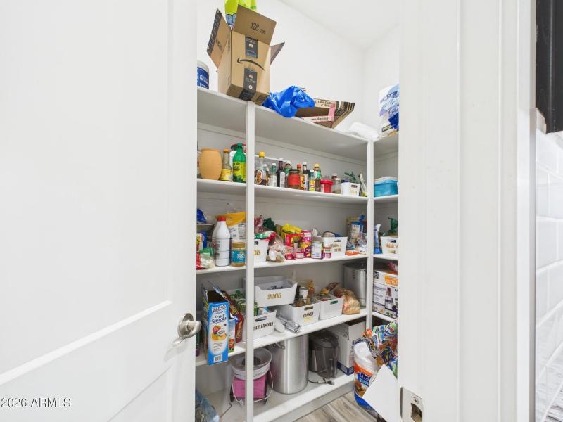 CAM02404G0-PR0186-STILL017