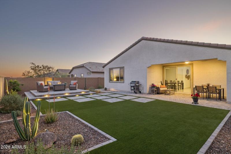 74-web-or-mls-7227-s-sandal-rd