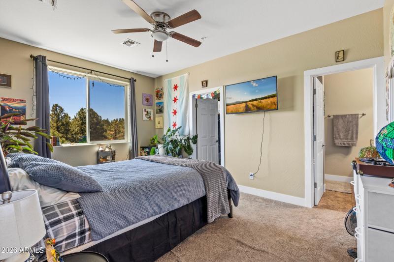 2545 W Cripple Creek Dr.-14