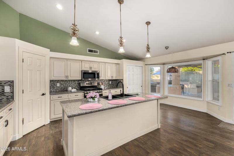 FB kitchen Pantry 2 breakfast nook